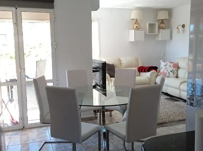 Cozy In Hills דירה